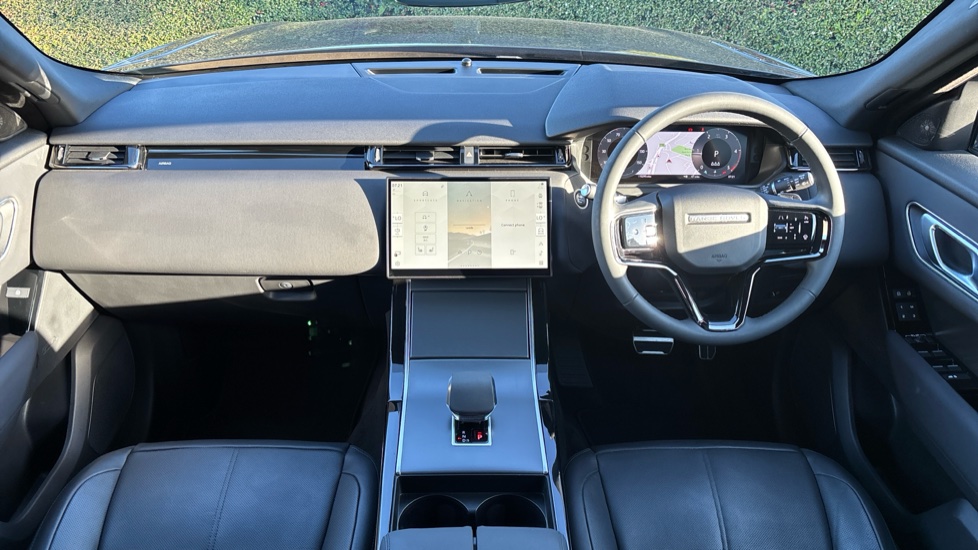 Land Rover Range Rover Velar 2.0 D200 MHEV Dynamic SE 5dr Auto Diesel Estate - Image 9