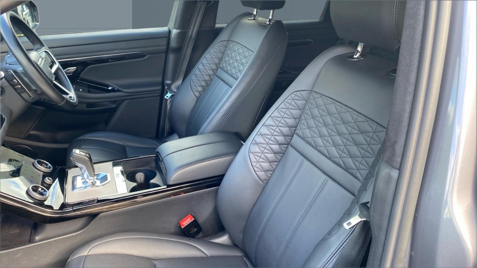 Land Rover Range Rover Evoque 2.0 D200 Autobiography 5dr Auto Diesel Hatchback - Image 3