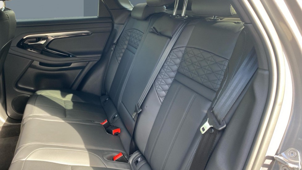 Land Rover Range Rover Evoque 2.0 D200 Autobiography 5dr Auto Diesel Hatchback - Image 4