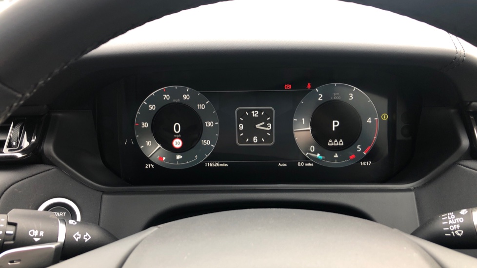 Land Rover Range Rover Velar 2.0 D200 MHEV Dynamic SE 5dr Auto Diesel Estate - Image 16