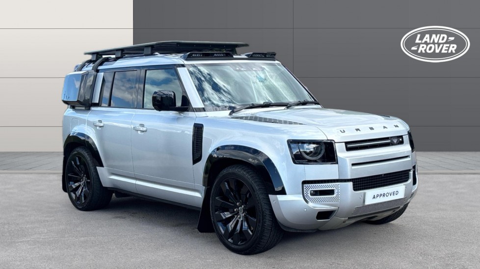 Land Rover Defender 2.0 P400e XS Edition 110 5dr Auto Estate - Image 1