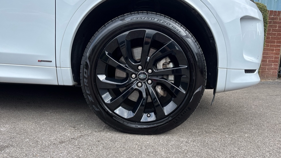 Land Rover Discovery Sport 2.0 P200 R-Dynamic SE 5dr Auto Petrol Station Wagon - Image 8