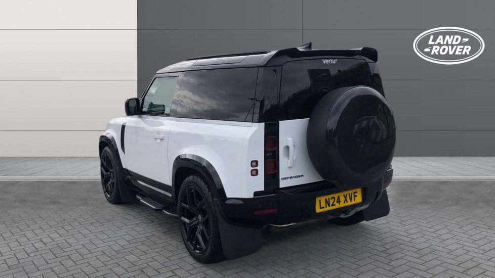Land Rover Defender 90 Diesel 3.0 D250 Hard Top HSE Auto - Image 2