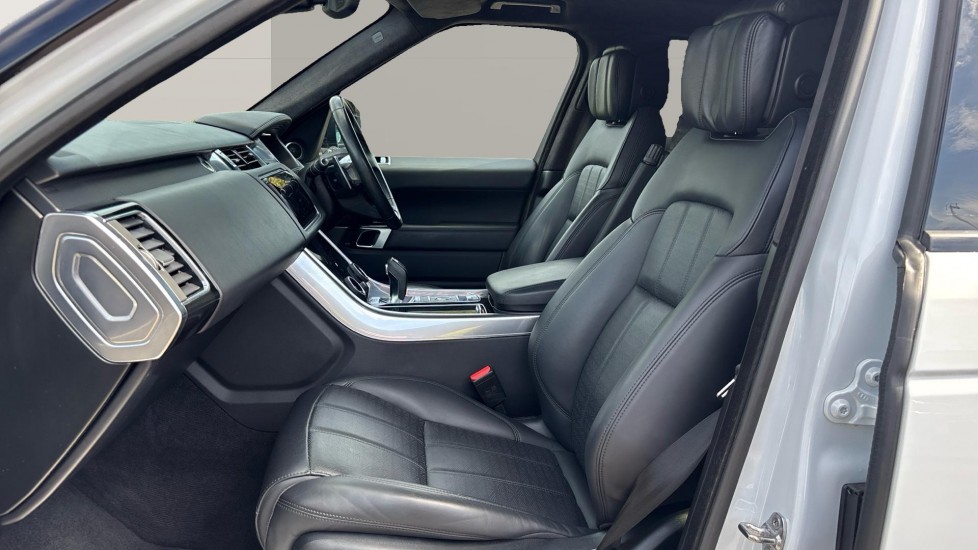 Land Rover Range Rover Sport 3.0 SDV6 Autobiography Dynamic 5dr Auto [7 Seat] Diesel Estate - Image 3
