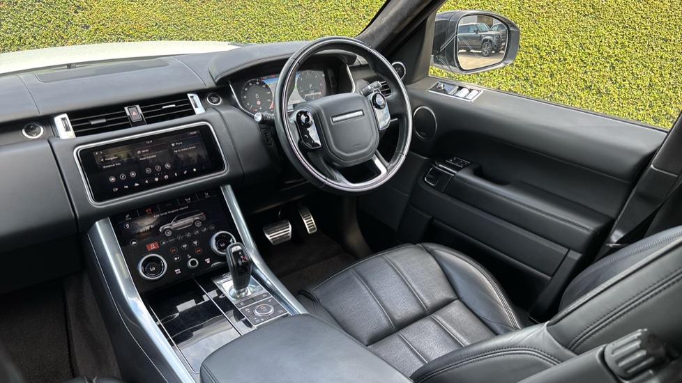 Land Rover Range Rover Sport 3.0 SDV6 Autobiography Dynamic 5dr Auto [7 Seat] Diesel Estate - Image 25