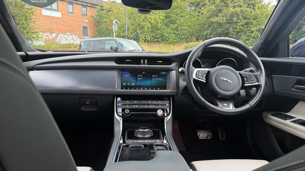 Jaguar XF 2.0d [180] R-Sport 4dr Auto Diesel Saloon - Image 9
