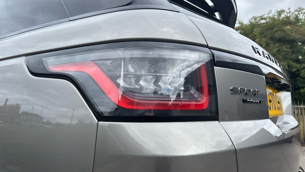 Land Rover Range Rover Sport 3.0 SDV6 Autobiography Dynamic 5dr Auto Diesel Estate - Image 19