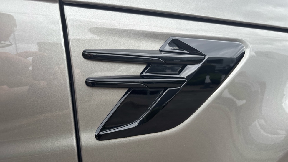 Land Rover Range Rover Sport 3.0 SDV6 Autobiography Dynamic 5dr Auto Diesel Estate - Image 21