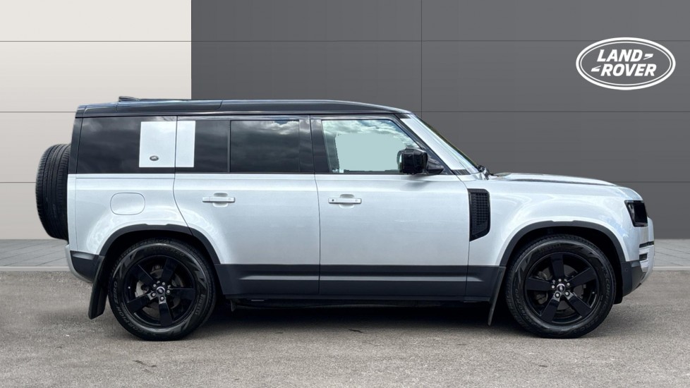 Land Rover Defender 2.0 D240 First Edition 110 5dr Auto Diesel Estate - Image 5