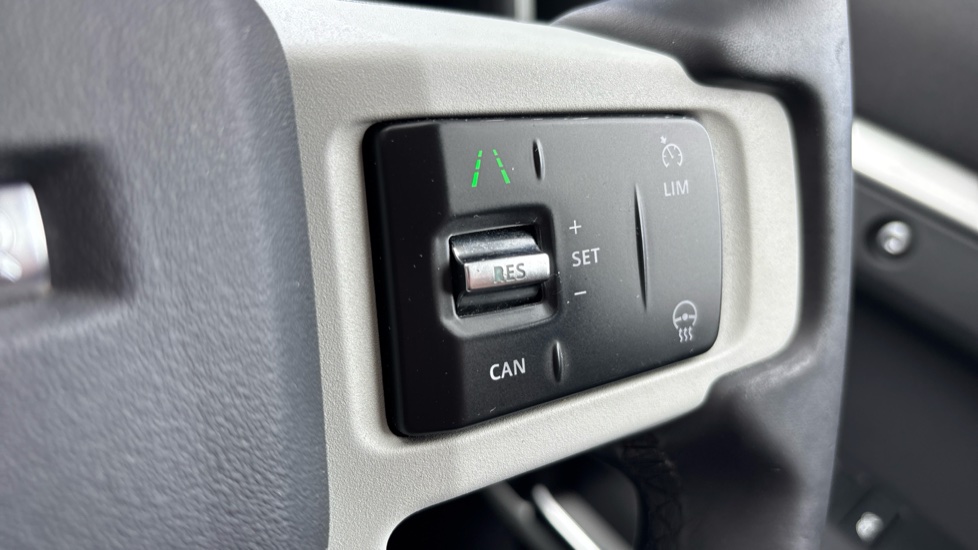 Land Rover Defender 2.0 D240 First Edition 110 5dr Auto Diesel Estate - Image 25