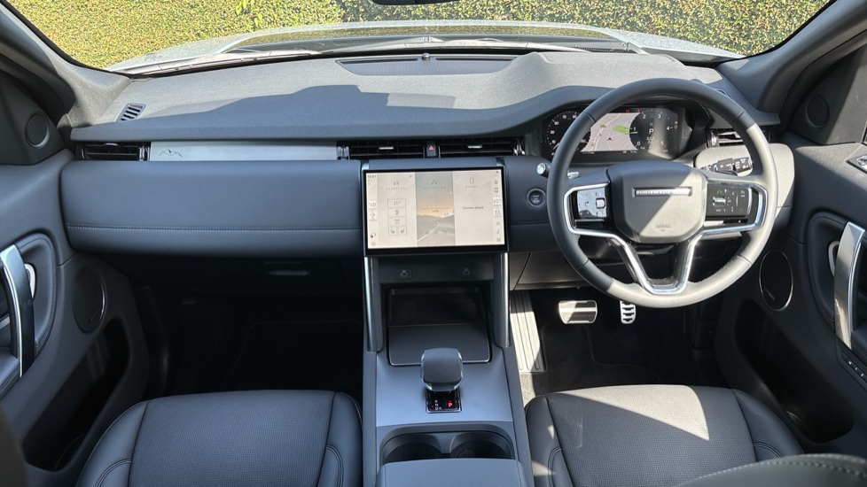 Land Rover Discovery Sport 2.0 D200 Landmark 5dr Auto [7 Seat] Diesel Station Wagon - Image 9