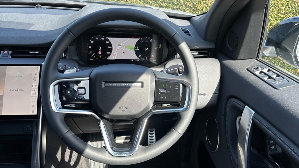 Land Rover Discovery Sport 2.0 D200 Landmark 5dr Auto [7 Seat] Diesel Station Wagon - Image 15