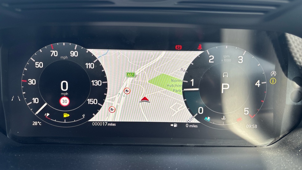 Land Rover Discovery Sport 2.0 D200 Landmark 5dr Auto [7 Seat] Diesel Station Wagon - Image 16