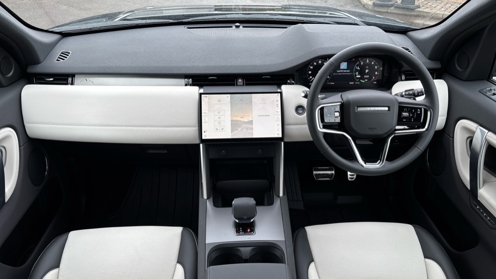 Land Rover Discovery Sport 1.5 P270e Landmark 5dr Auto [5 Seat] Station Wagon - Image 9
