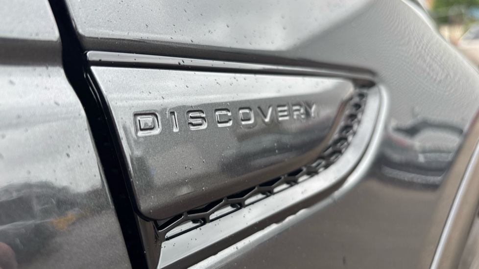 Land Rover Discovery Sport 1.5 P270e Landmark 5dr Auto [5 Seat] Station Wagon - Image 21