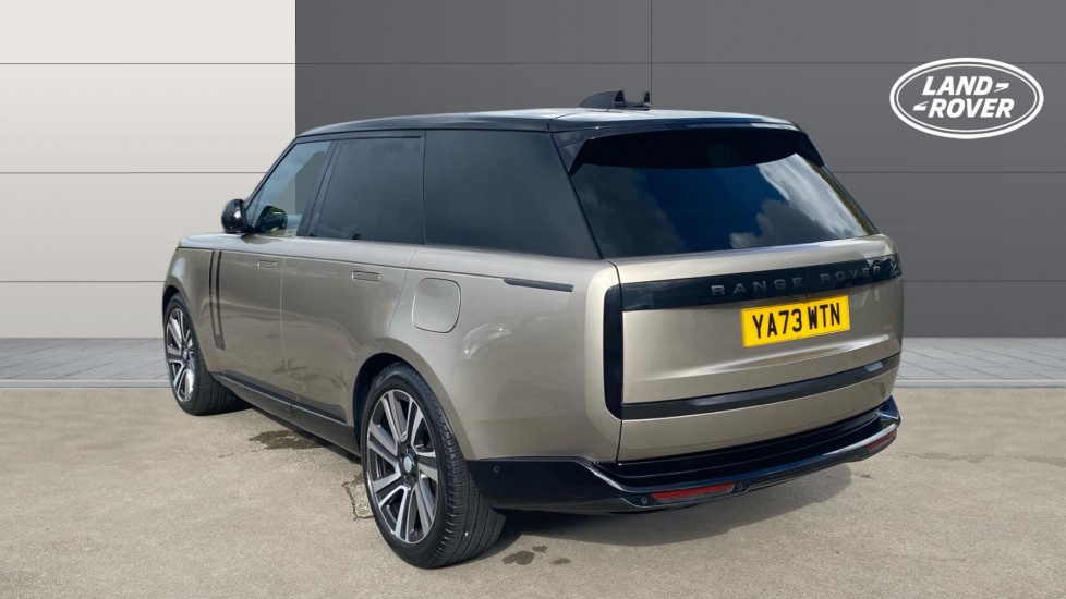 Land Rover Range Rover 3.0 P550e Autobiography 4dr Auto Estate - Image 2