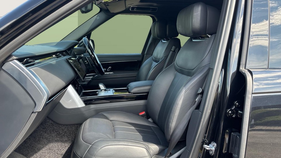 Land Rover Range Rover 3.0 P460e Autobiography 4dr Auto Estate - Image 3