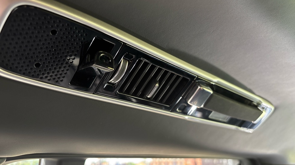 Land Rover Range Rover 3.0 P460e Autobiography 4dr Auto Estate - Image 26