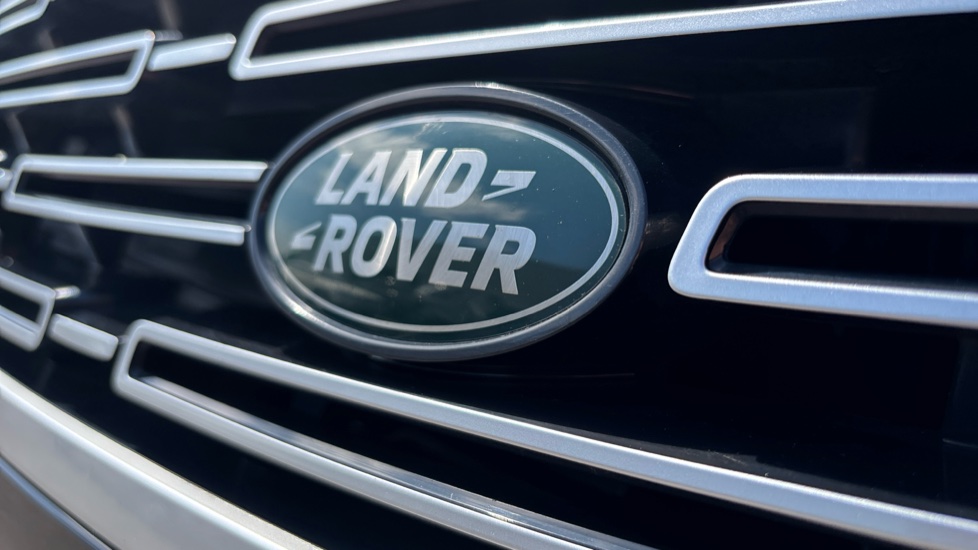 Land Rover Range Rover 3.0 P460e Autobiography 4dr Auto Estate - Image 38