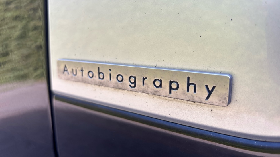 Land Rover Range Rover 3.0 P460e Autobiography 4dr Auto Estate - Image 40