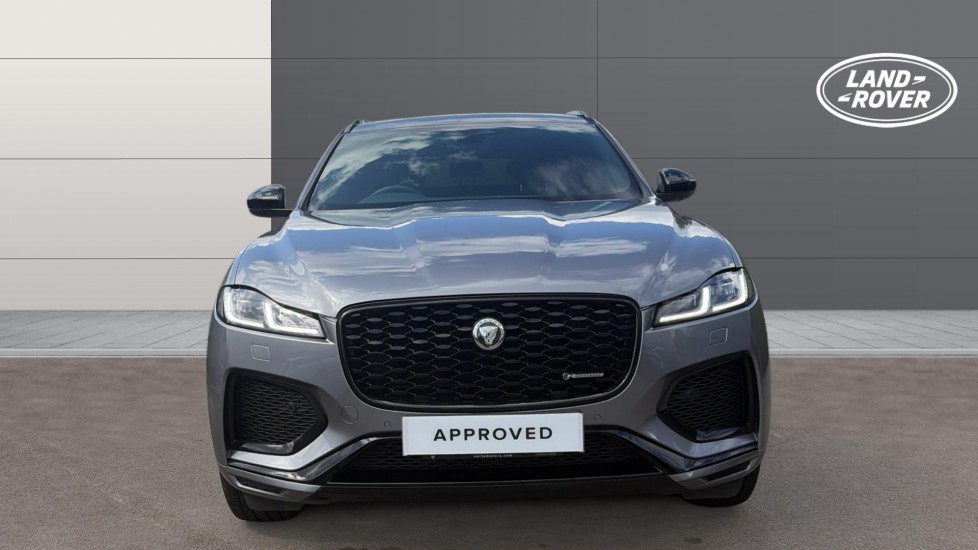 Jaguar F-Pace 3.0 D300 R-Dynamic SE Black 5dr Auto AWD Diesel Estate - Image 7