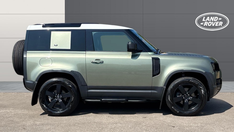 Land Rover Defender 3.0 D250 First Edition 90 3dr Auto [6 Seat] Diesel Estate - Image 5