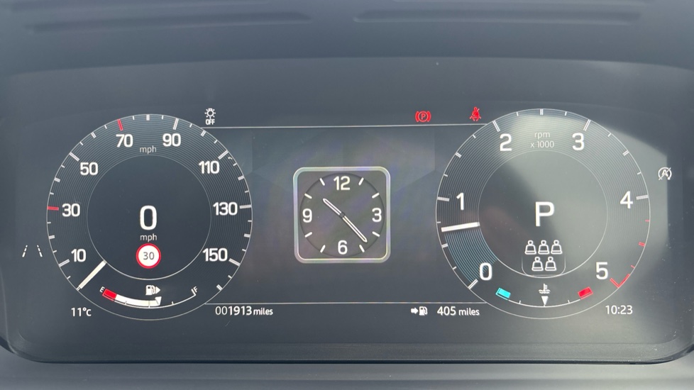 Land Rover Discovery 3.0 D350 Dynamic SE 5dr Auto Diesel Station Wagon - Image 16