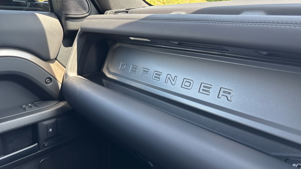 Land Rover Defender 4.4 P635 Octa 110 5dr Auto Petrol Estate - Image 23