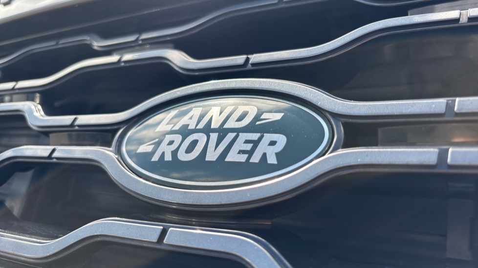 Land Rover Range Rover Sport 3.0 D300 HSE Silver 5dr Auto Diesel Estate - Image 30