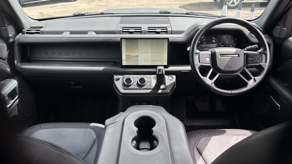 Land Rover Defender 110 Diesel 3.0 D300 Hard Top X-Dynamic HSE Auto [3 Seat] - Image 9