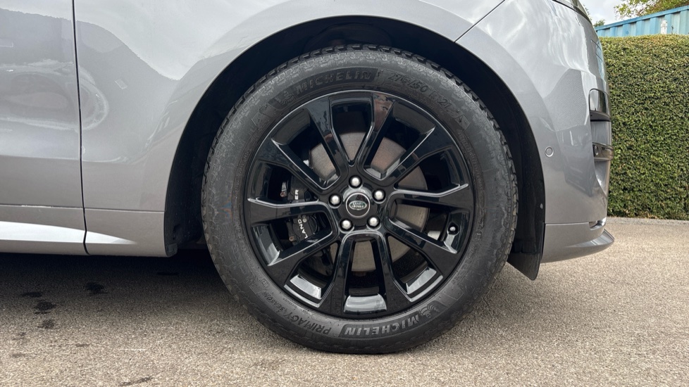 Land Rover Range Rover Sport 3.0 P400 Dynamic SE 5dr Auto Petrol Estate - Image 8