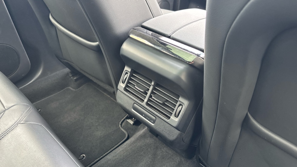 Land Rover Range Rover Evoque 1.5 P270e Edition 5dr Auto Hatchback - Image 18