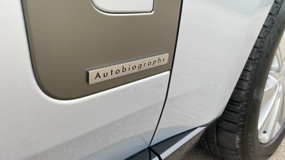 Land Rover Range Rover 3.0 D350 Autobiography 4dr Auto Diesel Estate - Image 20