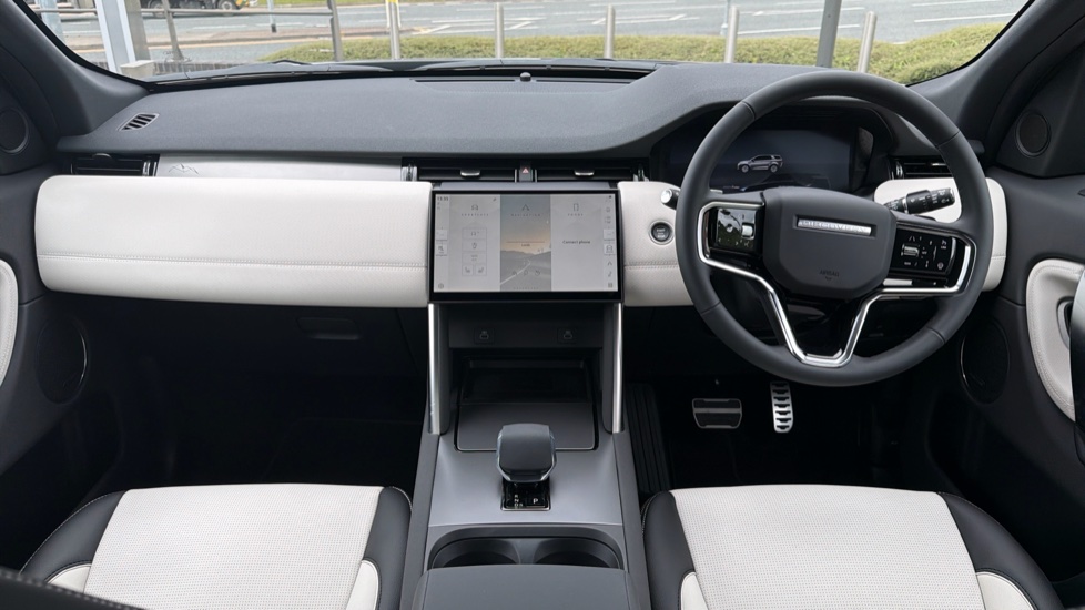 Land Rover Discovery Sport 2.0 D200 Landmark 5dr Auto [5 Seat] Diesel Station Wagon - Image 9