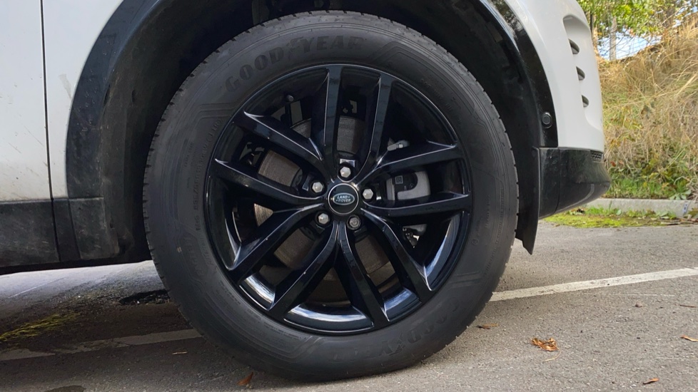 Land Rover Discovery Sport 2.0 D200 Landmark 5dr Auto [5 Seat] Diesel Station Wagon - Image 20