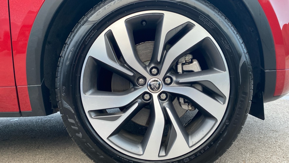 Jaguar E-Pace 2.0 D200 R-Dynamic HSE Black 5dr Auto Diesel Estate - Image 8