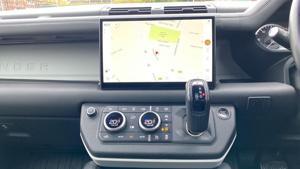 Land Rover Defender 110 Diesel 3.0 D250 Hard Top HSE Auto - Image 14