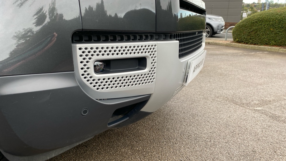 Land Rover Defender 110 Diesel 3.0 D250 Hard Top HSE Auto - Image 21