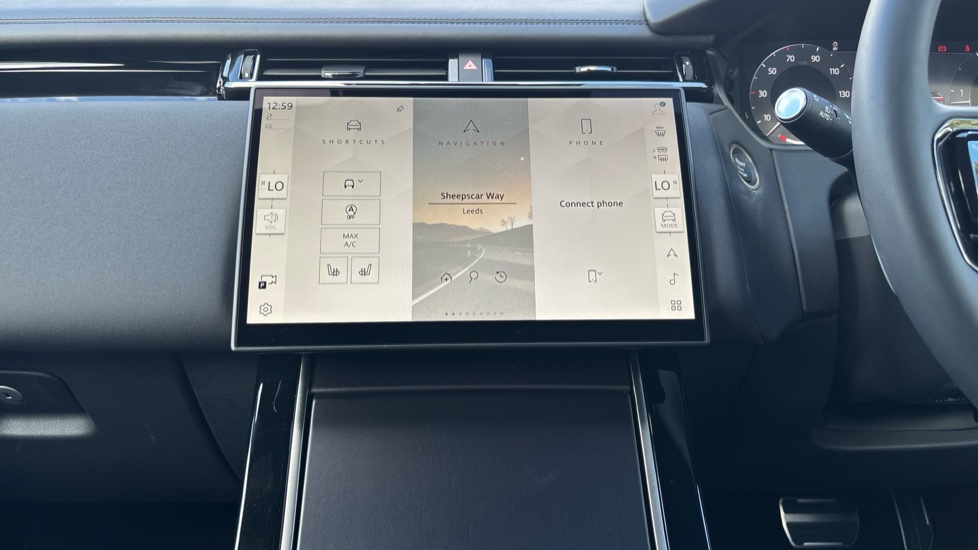 Land Rover Range Rover Velar 2.0 D200 MHEV Dynamic SE 5dr Auto Diesel Estate - Image 14