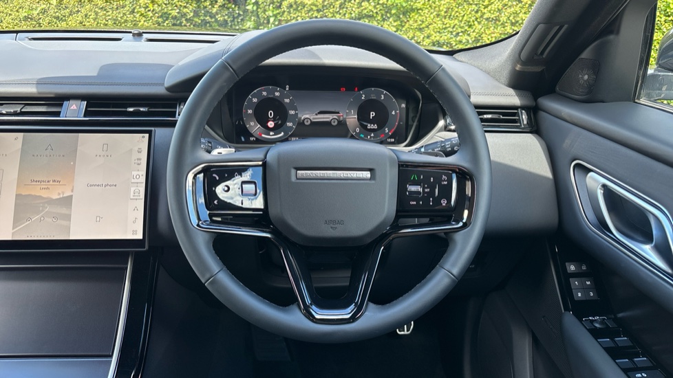 Land Rover Range Rover Velar 2.0 D200 MHEV Dynamic SE 5dr Auto Diesel Estate - Image 15