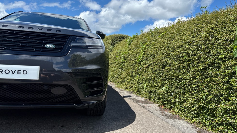 Land Rover Range Rover Velar 2.0 D200 MHEV Dynamic SE 5dr Auto Diesel Estate - Image 44