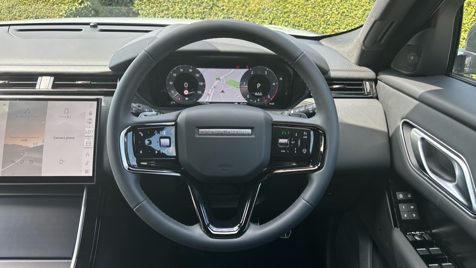 Land Rover Range Rover Velar 2.0 D200 MHEV Dynamic SE 5dr Auto Diesel Estate - Image 15