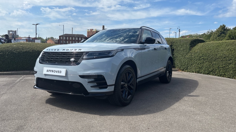 Land Rover Range Rover Velar 2.0 D200 MHEV Dynamic SE 5dr Auto Diesel Estate - Image 38