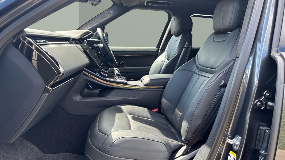 Land Rover Range Rover Sport 3.0 P400 Autobiography 5dr Auto Petrol Estate - Image 3
