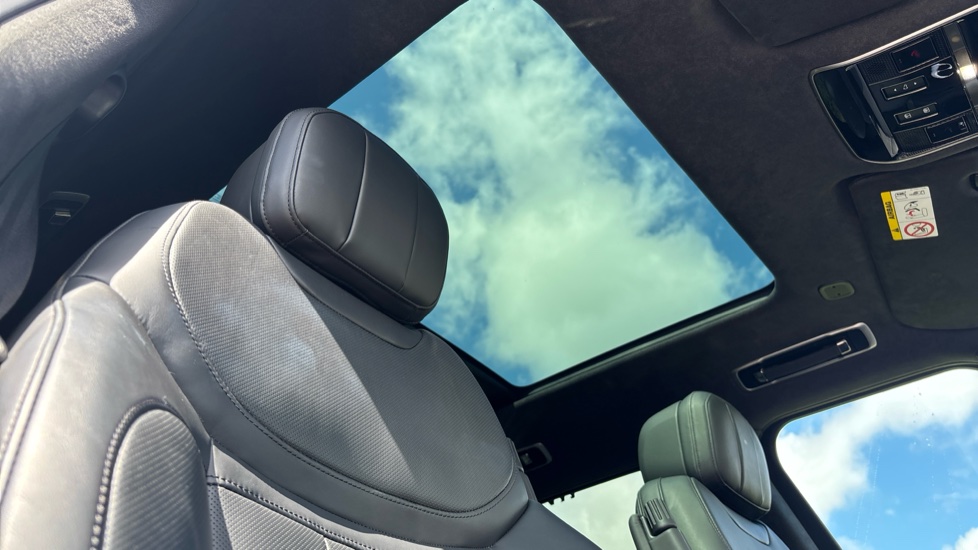 Land Rover Range Rover Sport 3.0 P400 Autobiography 5dr Auto Petrol Estate - Image 20