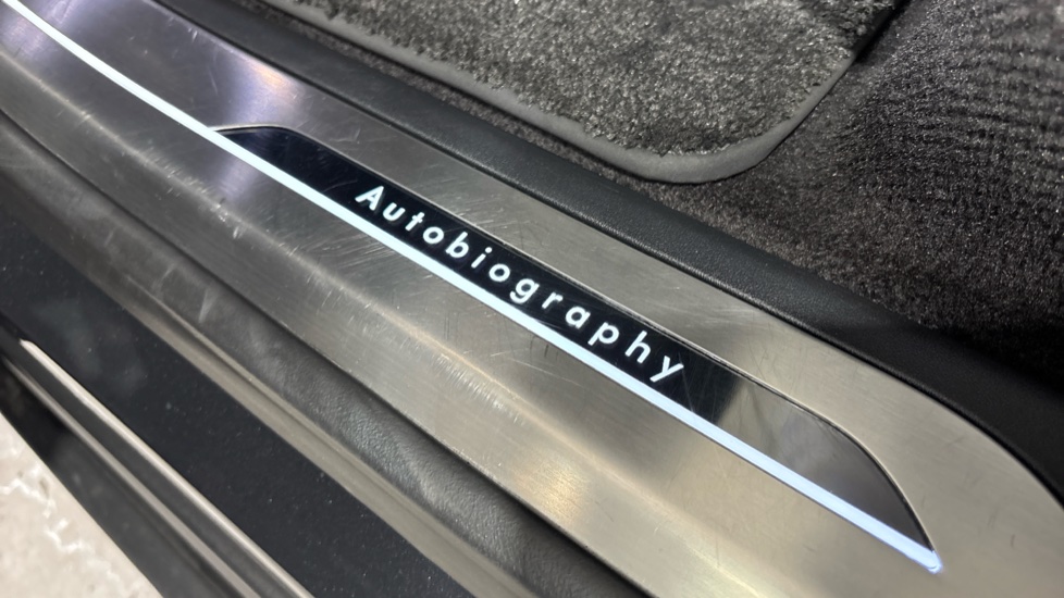 Land Rover Range Rover Sport 3.0 P400 Autobiography 5dr Auto Petrol Estate - Image 25
