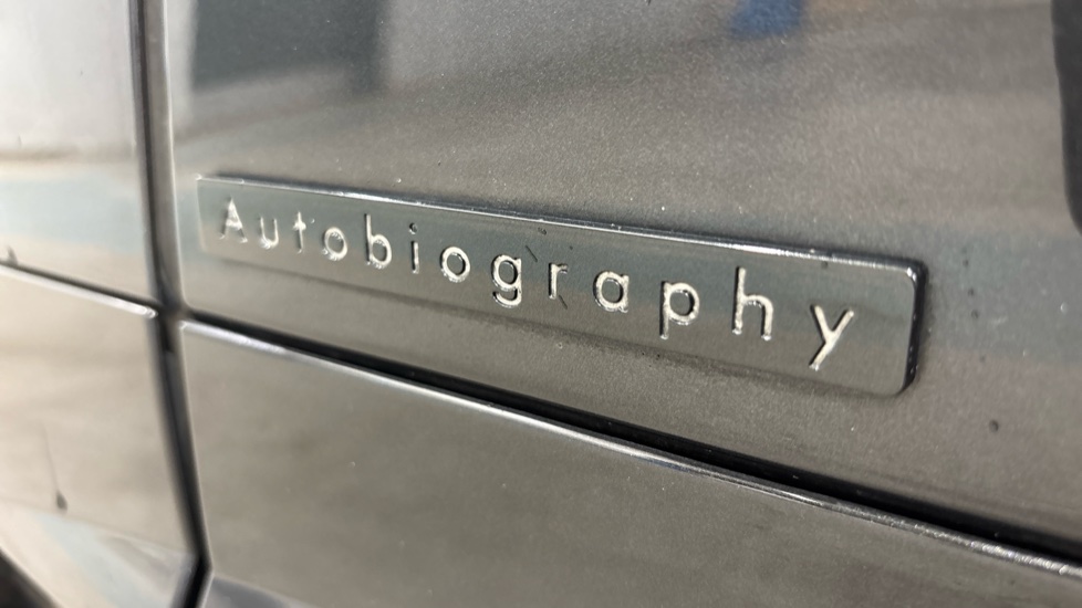 Land Rover Range Rover Sport 3.0 P400 Autobiography 5dr Auto Petrol Estate - Image 27