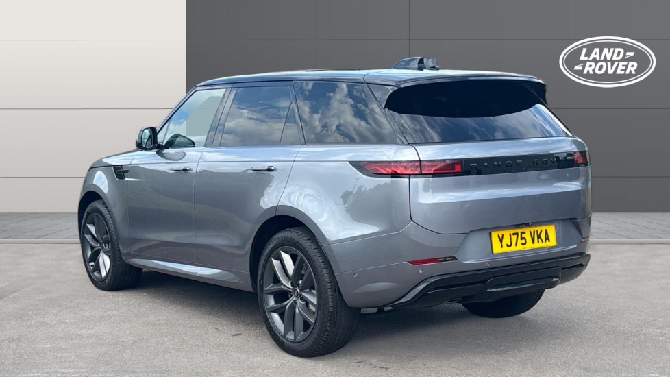 Land Rover Range Rover Sport 3.0 D300 Dynamic SE 5dr Auto Diesel Estate - Image 2