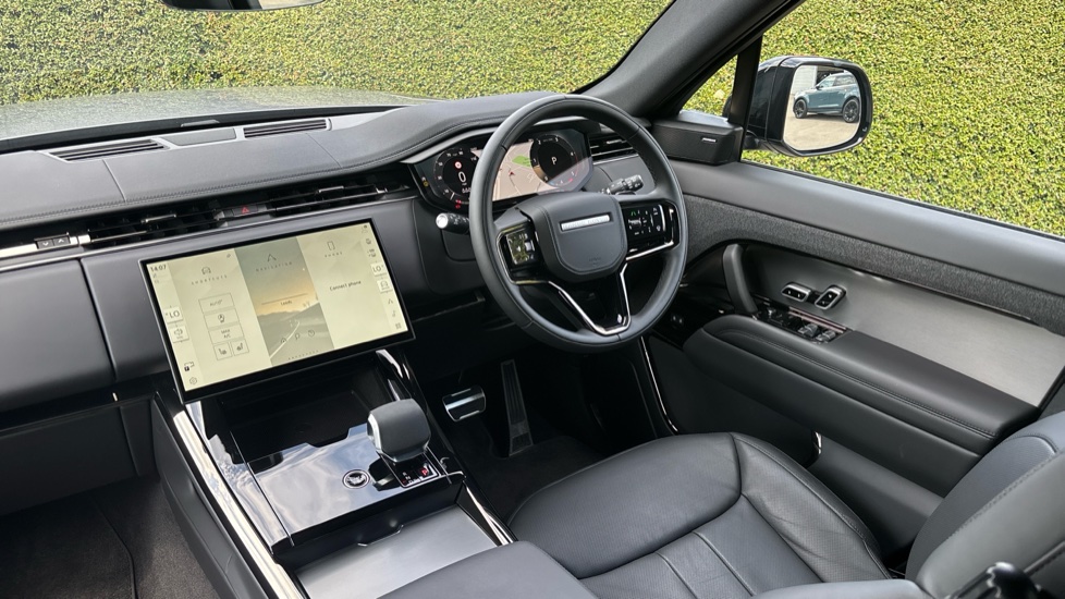Land Rover Range Rover Sport 3.0 D300 Dynamic SE 5dr Auto Diesel Estate - Image 24