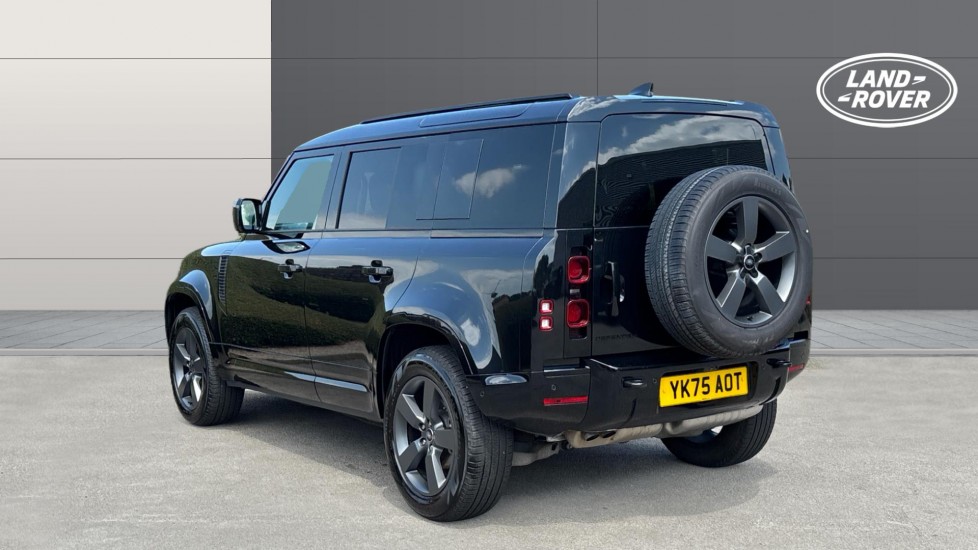 Land Rover Defender 3.0 D250 X-Dynamic HSE 110 5dr Auto Diesel Estate - Image 2